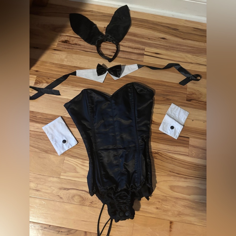 Playboy Bunny Costume 🖤🐰🖤